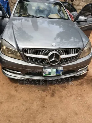 Mercedes-Benz C300 2008 Gray