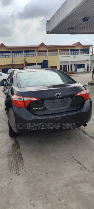 Toyota Corolla 2015 Black