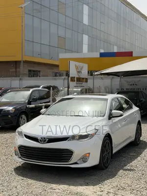 Toyota Avalon 2013 White