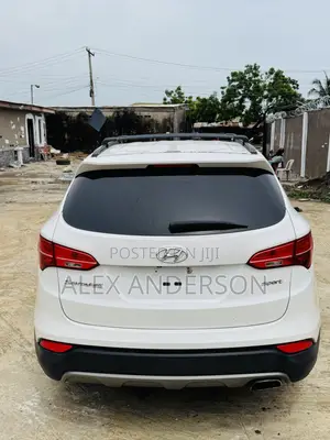 Hyundai Santa Fe 2015 White