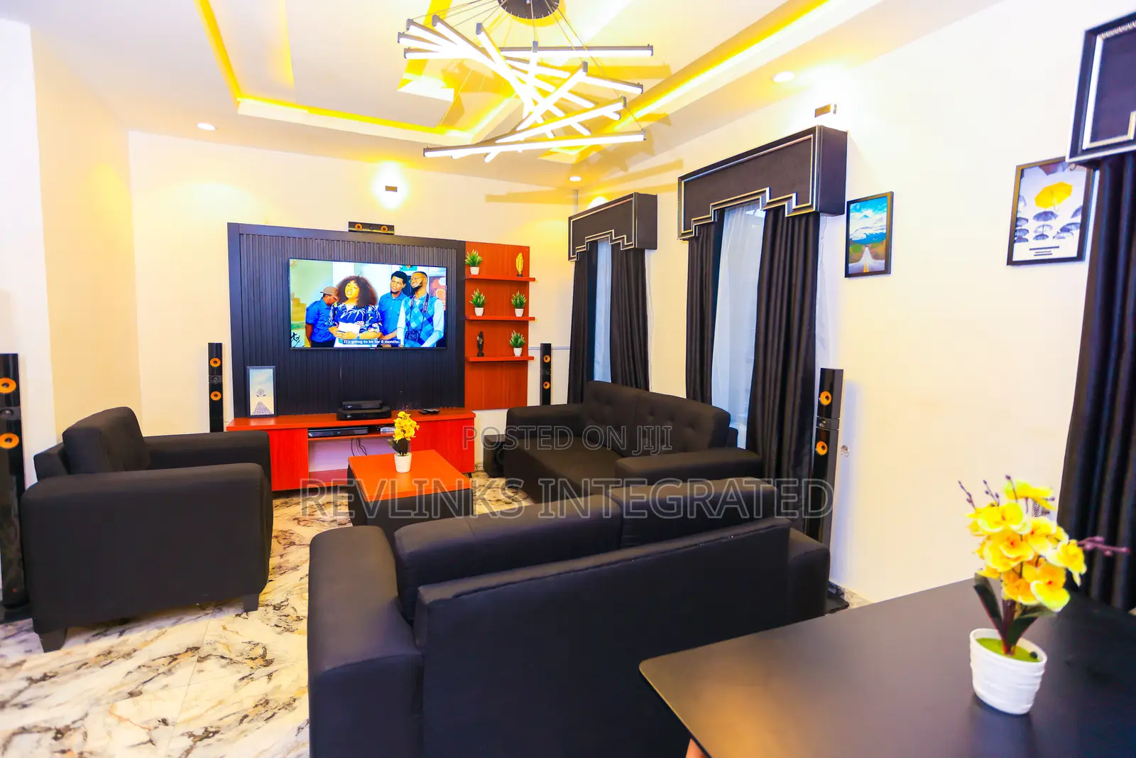 2 Bedroom Flat