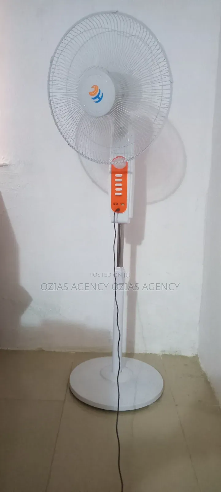 Solar/Rechargeable Fan