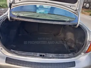 Toyota Corolla 2010 Silver