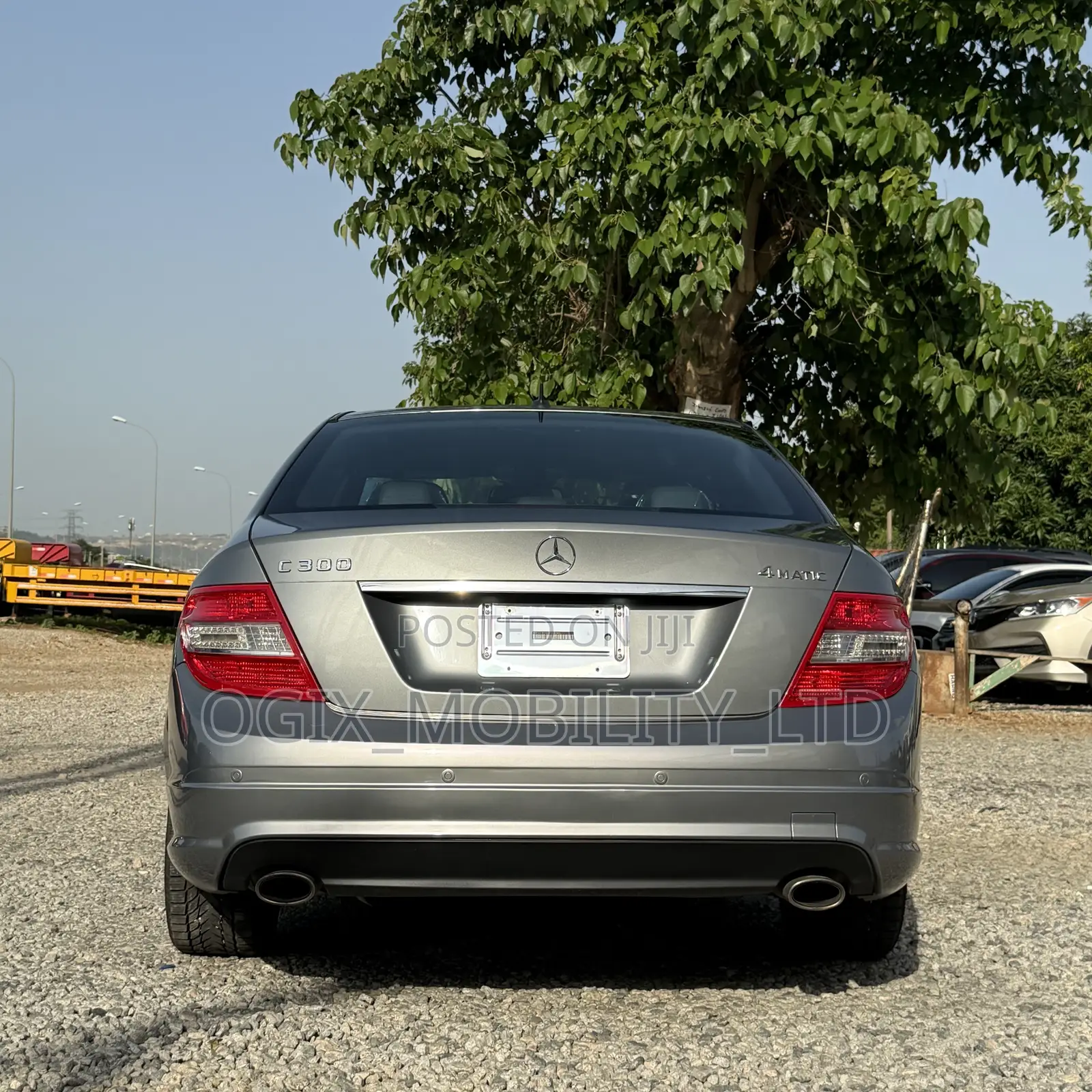 Mercedes-Benz C300 2009 Gray