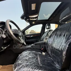 Mercedes-Benz C300 2009 Gray