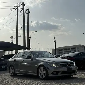 Mercedes-Benz C300 2009 Gray