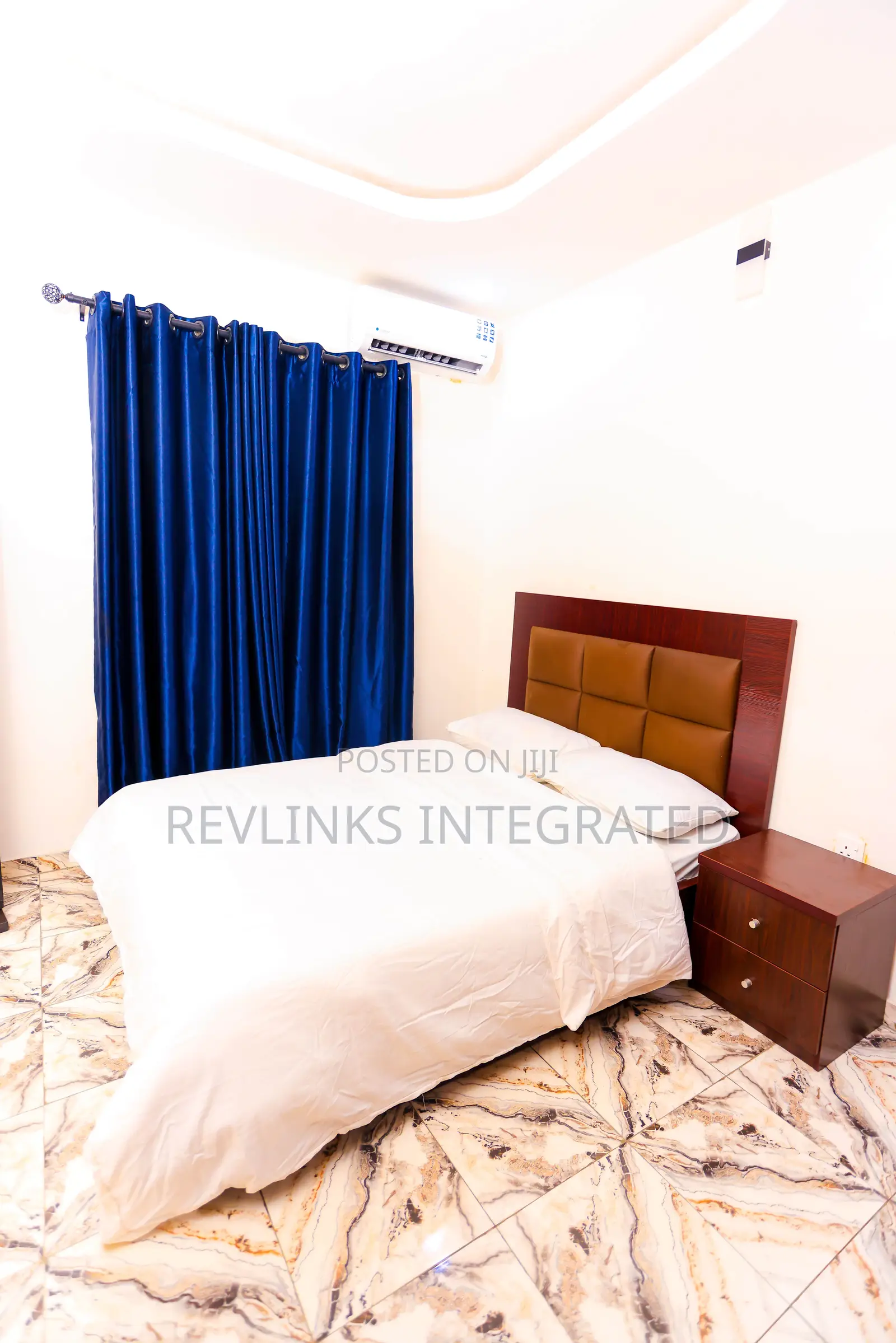 2 Bedroom Flat