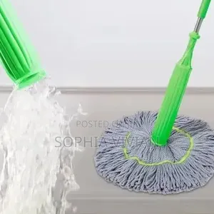 Self-wringing Microfiber Twist Mop