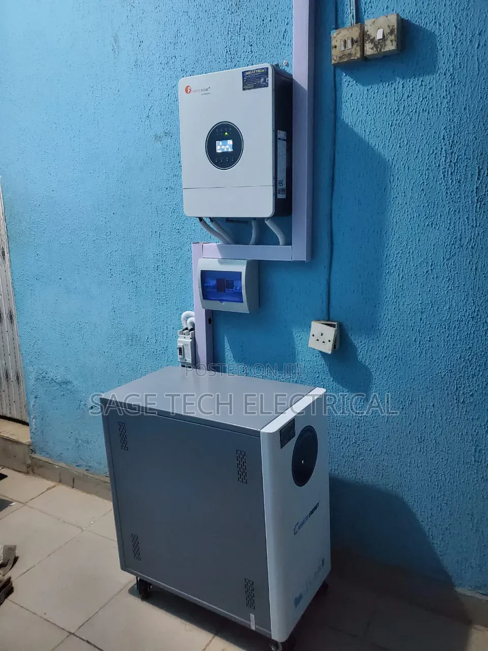 Solar Generator And Inverter