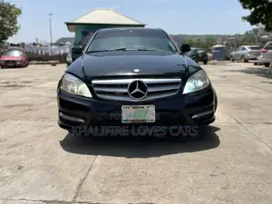 Mercedes-Benz C300 Luxury Sedan AWD (3.0L 6cyl 7A) 2009 Black