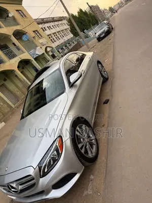 Mercedes-Benz C300 2016 Silver