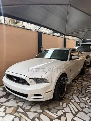 Ford Mustang V6 Premium 2dr Convertible (3.7L 6cyl 6M) 2014 White