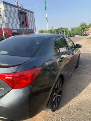 Toyota Corolla 2017 Gray