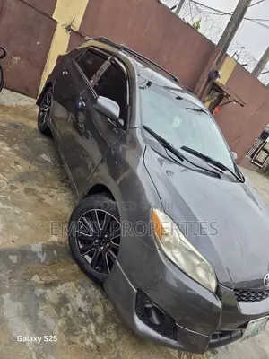 Toyota Matrix 2010 Gray