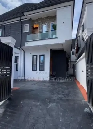 4bdrm Duplex in Ikota for sale