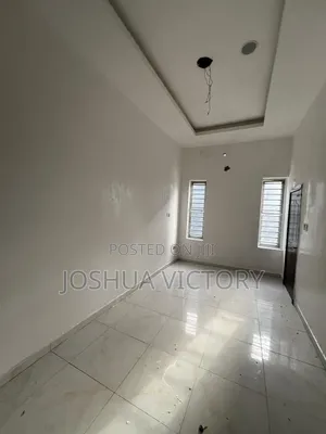 1bdrm Shared Apartment in Orchid Road, Lafiaji for rent