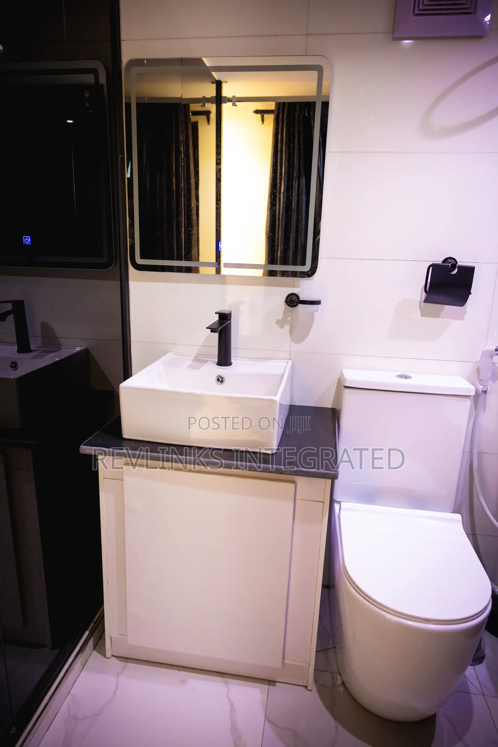 Exclusive 7knots Boutique Hotel