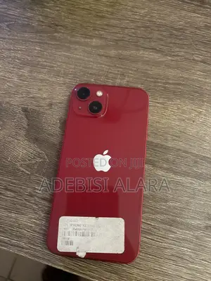 Apple iPhone 13 128 GB Red