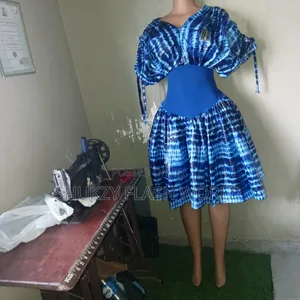 Short Gown