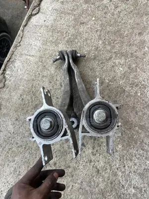 Front Lower Arm/Control Arm Cla, Gla 2010- 2018 (W246)