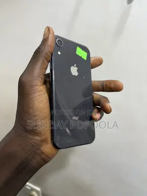 Apple iPhone XR 64 GB Black