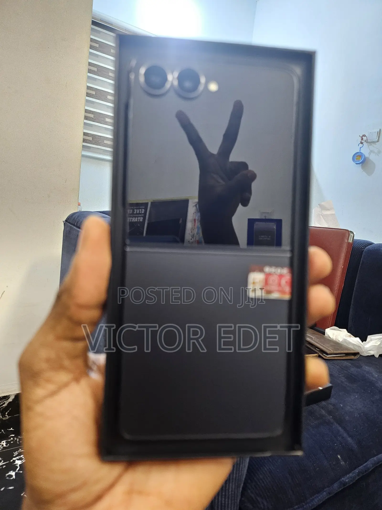 New Samsung Z 16 GB Black