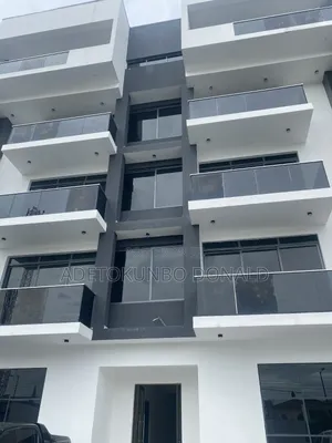 2bdrm Block of Flats in Lekki Ph 1 for rent