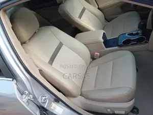 Toyota Camry 2012 Silver