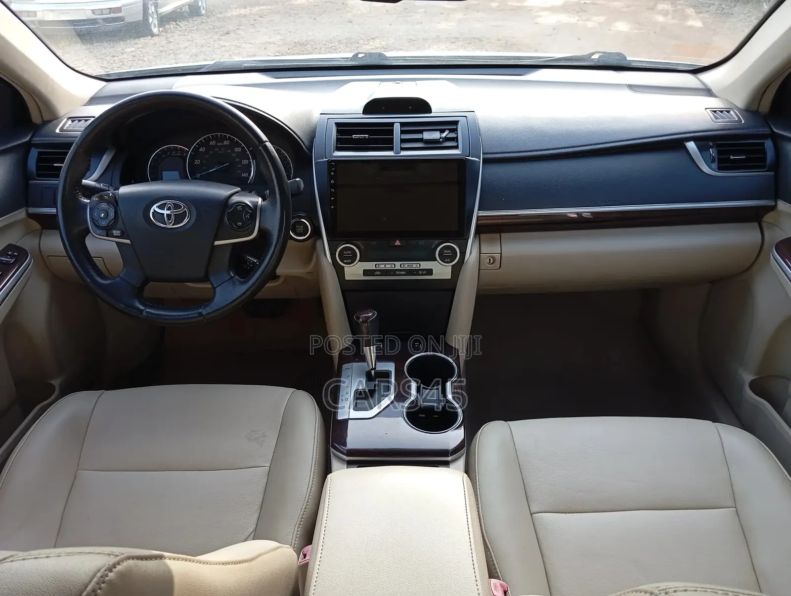 Toyota Camry 2012 Silver