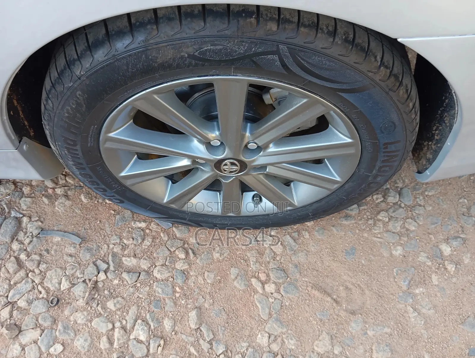 Toyota Camry 2012 Silver