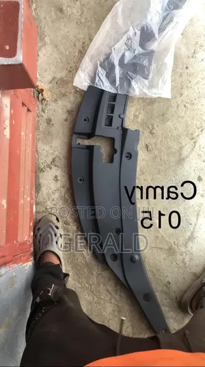 Radiator Plastic Camry 2015