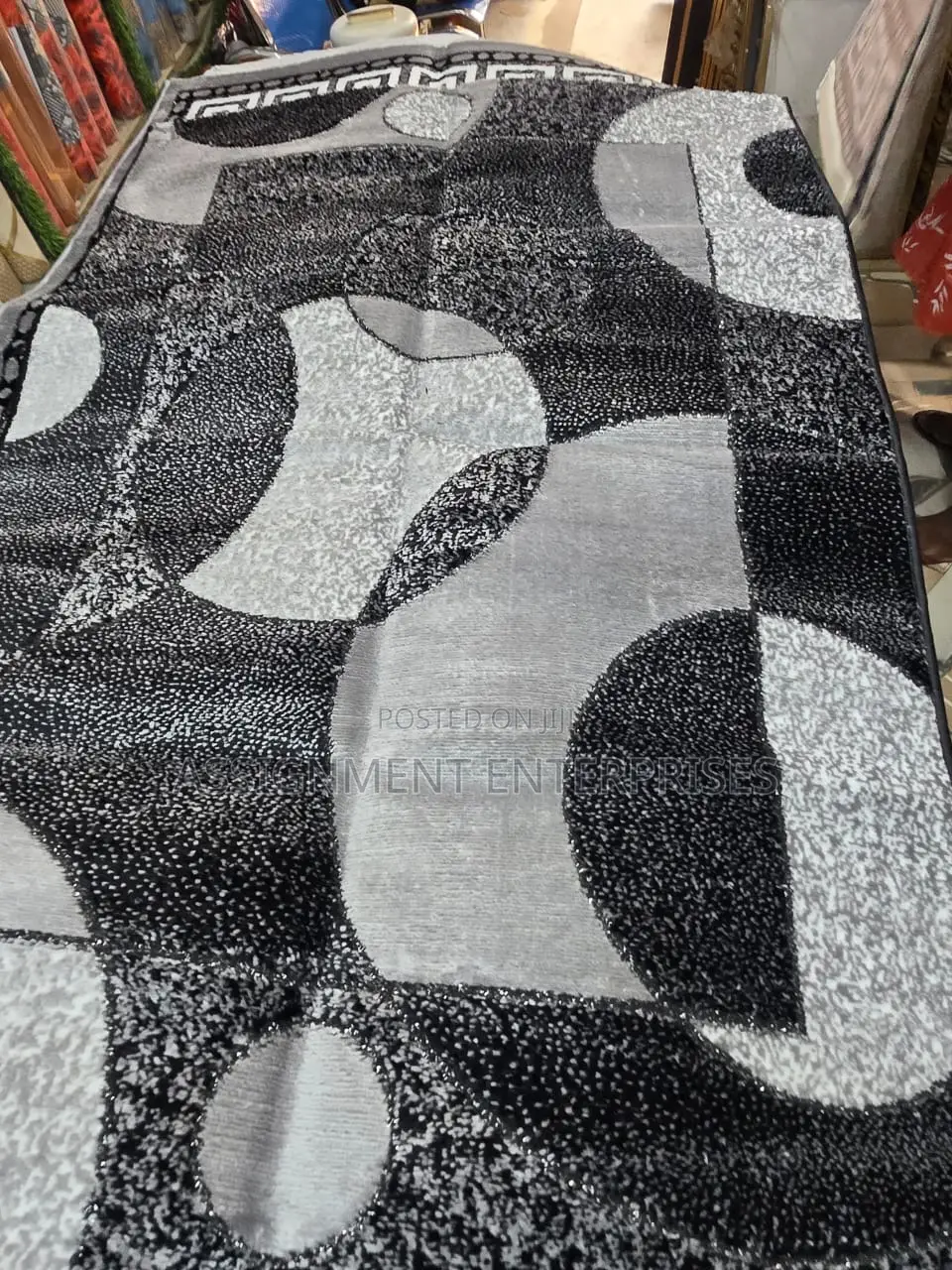 4/6 Center Rug
