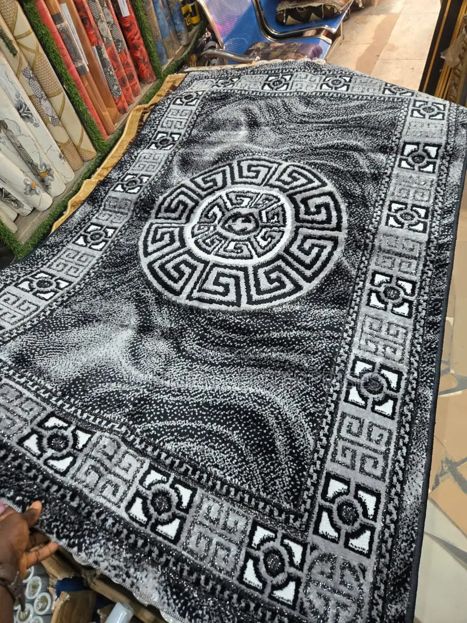 4/6 Center Rug