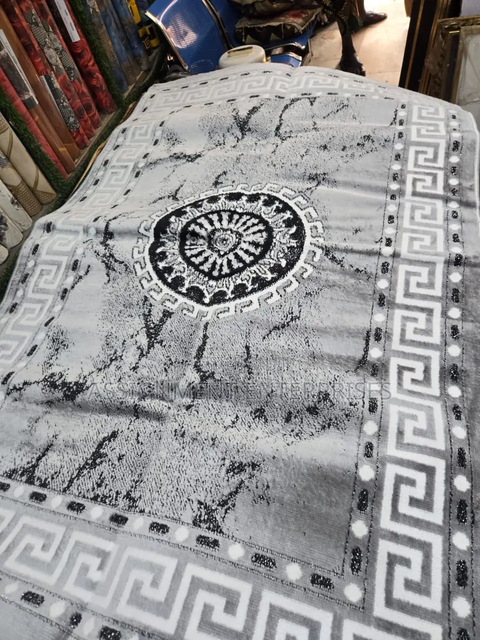 4/6 Center Rug