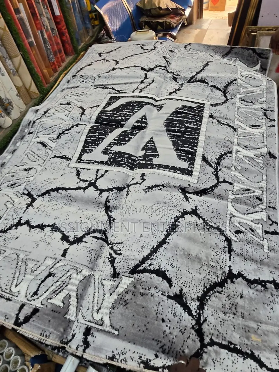4/6 Center Rug