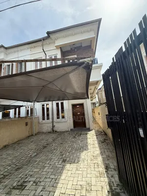 4bdrm Duplex in Chevron for rent