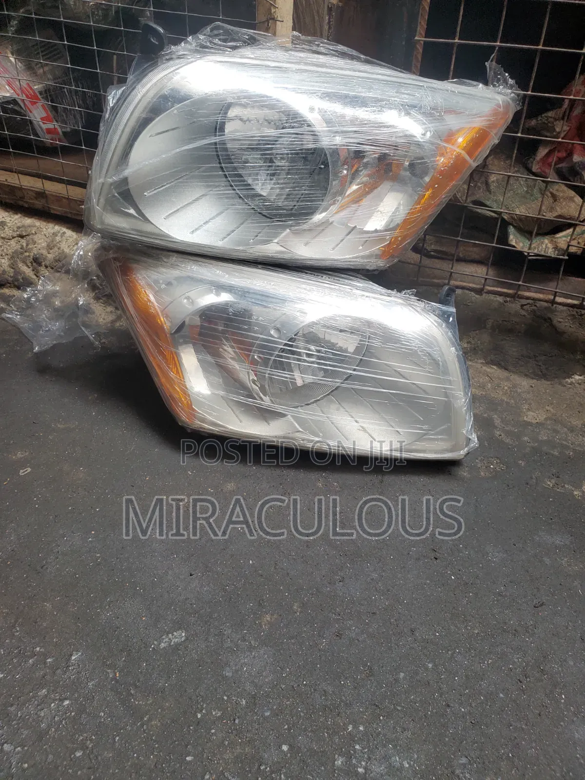 Headlight Dodge Caliber 2010 Model Set