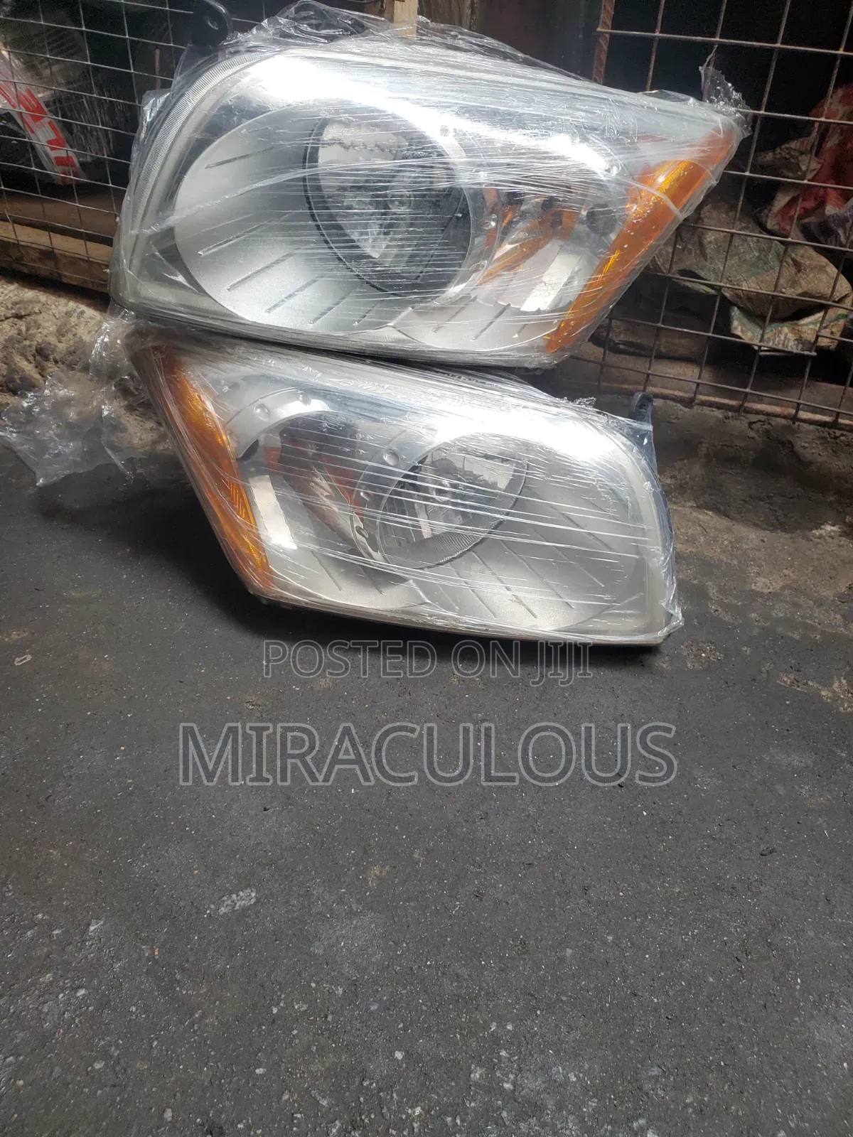 Headlight Dodge Caliber 2010 Model Set