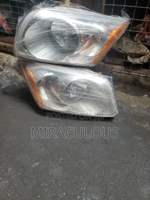 Headlight Dodge Caliber 2010 Model Set