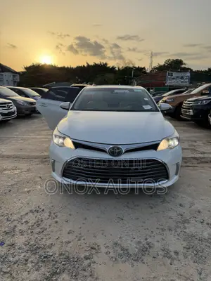 Toyota Avalon Limited FWD Sedan (3.6L 6cyl 6A) 2016 White