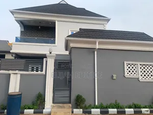 Furnished Mini Flat in Odogunyan, Ikorodu Garage for rent