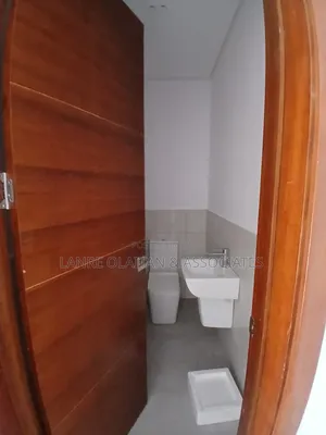 3bdrm Block of Flats in Abacha Est, Ikoyi, for rent