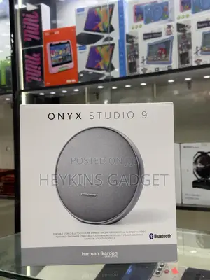 Onyx Studio 9