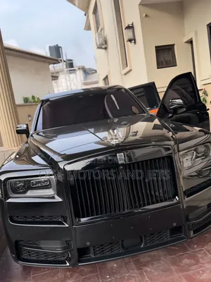 Rolls-Royce Cullinan Base 2021 Black
