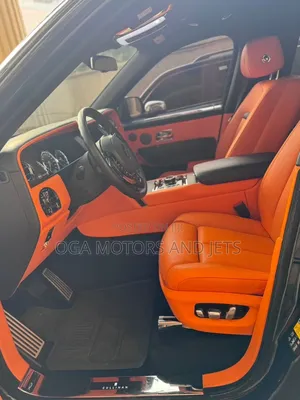 Rolls-Royce Cullinan Base 2021 Black