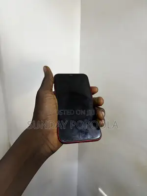 Apple iPhone 11 64 GB Red