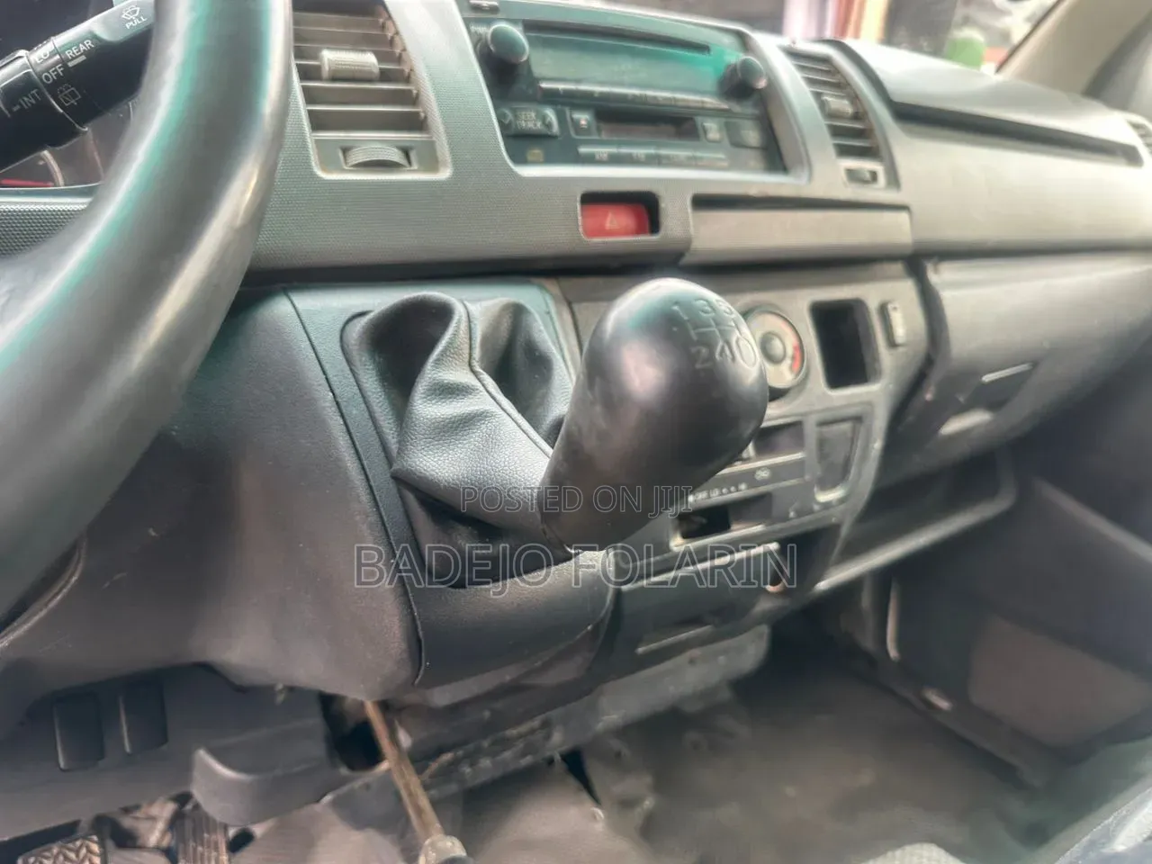 Toyota HiAce 2013 White