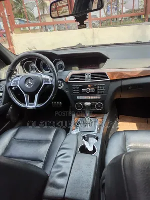Mercedes-Benz C300 2012 Black
