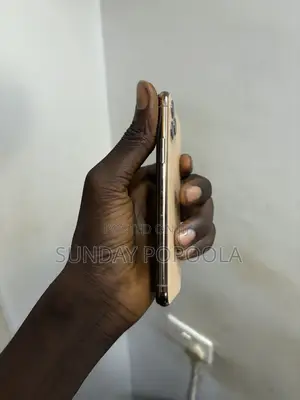 Apple iPhone 11 Pro 64 GB Gold