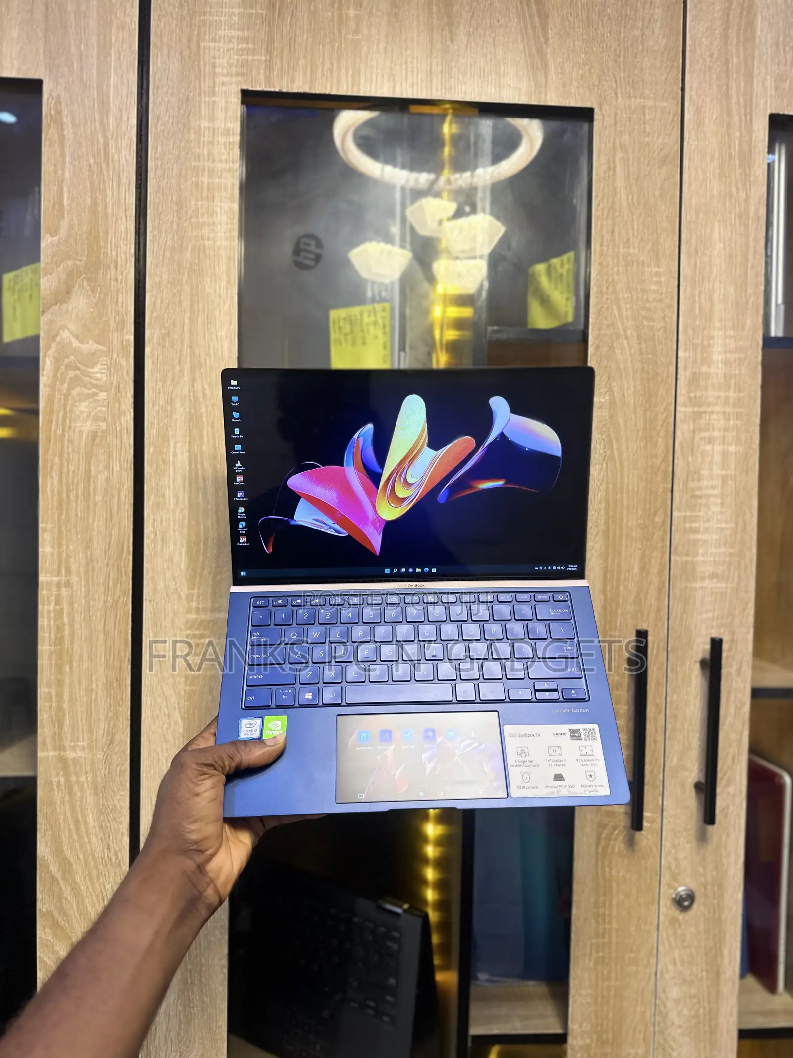 Laptop Asus ZenBook Flip 14 UX461UA 16GB Intel Core i7 SSD 256GB